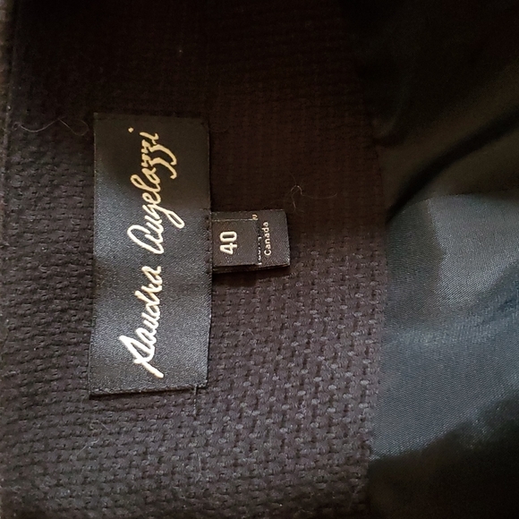 Sandra Angelazzi black summer suit blazer is 40 & full skirt. s2 - Picture 4 of 6